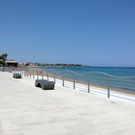 Locanda Rurale Santa Marta Авола Екстериор снимка